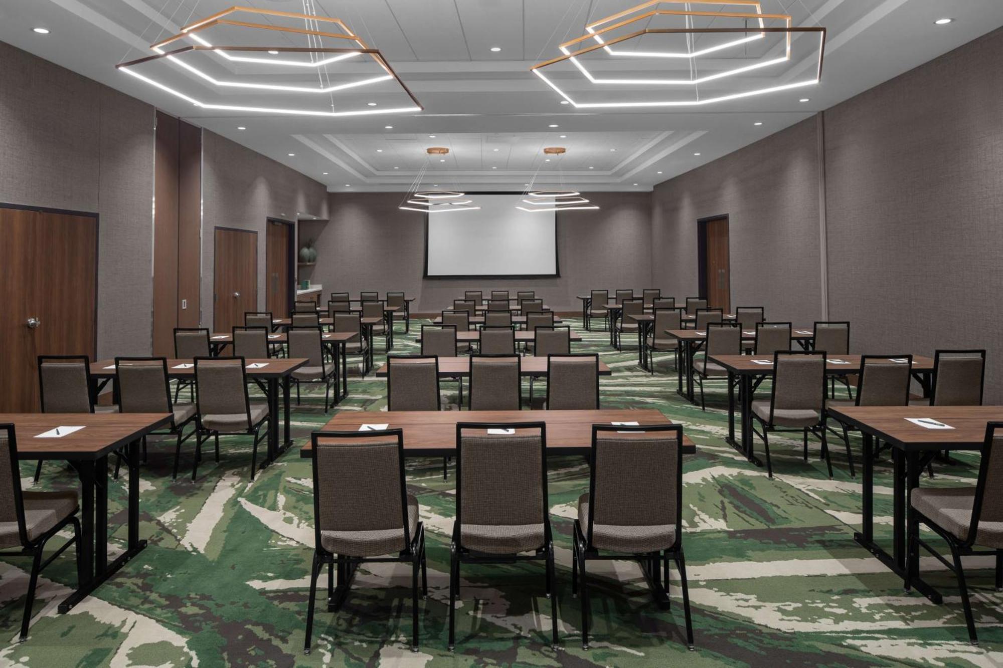 Embassy Suites By Hilton Madison Downtown Zewnętrze zdjęcie